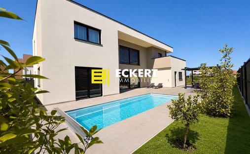 House in Oberschaeffolsheim, Grand Est, France 1