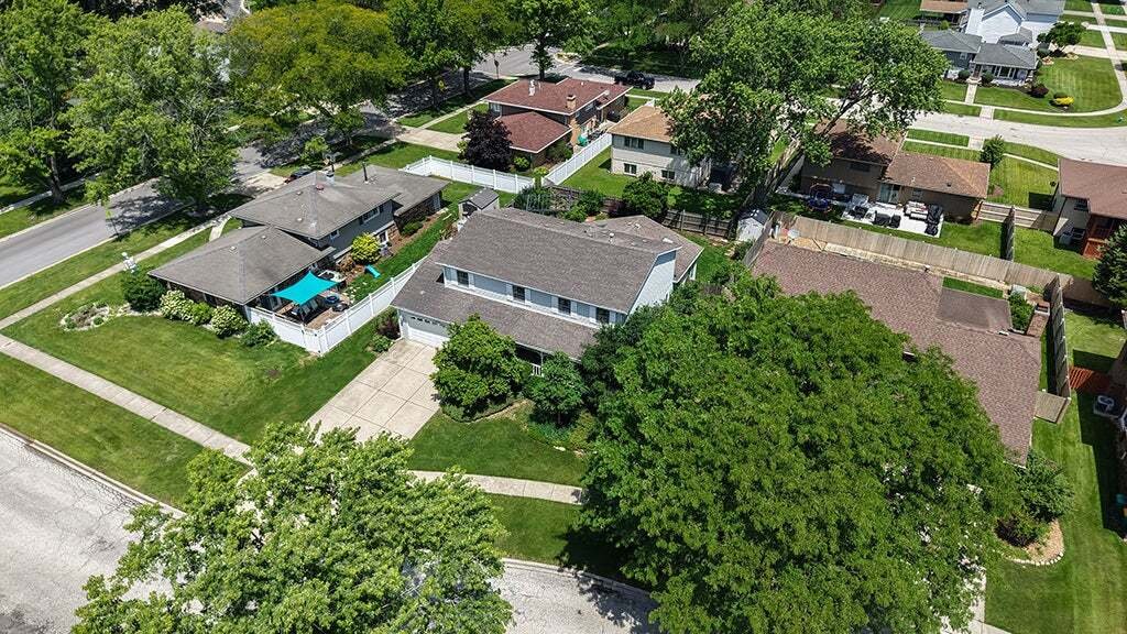 House in Lemont, Illinois, United States 3 - 18552703
