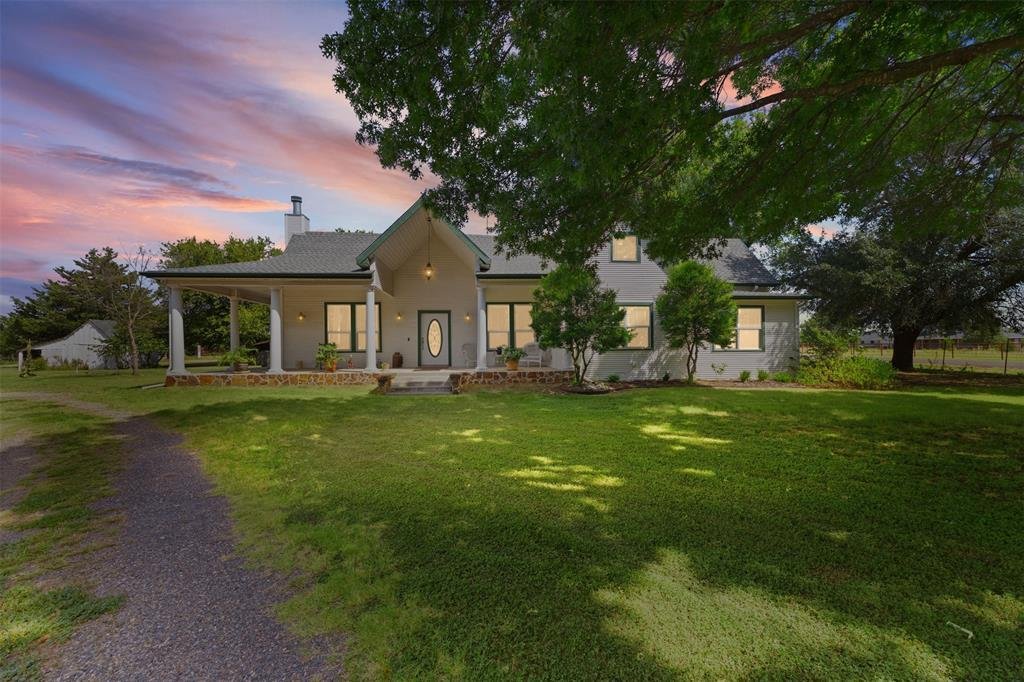 House in Waxahachie, Texas, United States 1 - 18552823