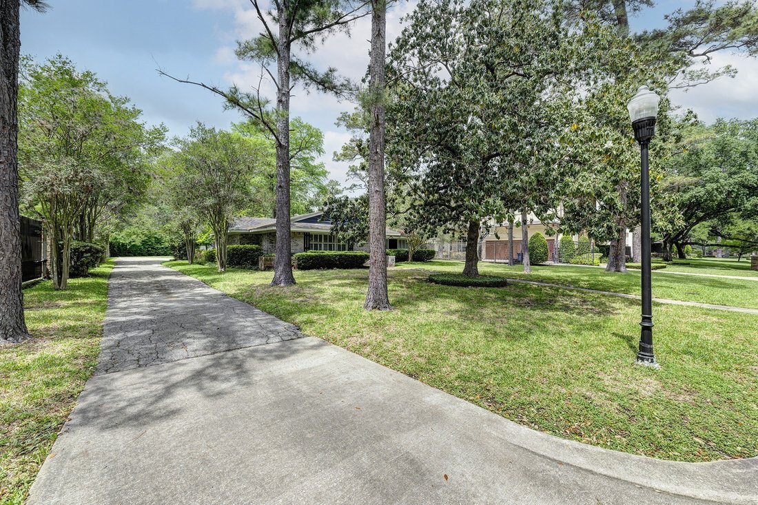 House in Houston, Texas, United States 3 - 18554065