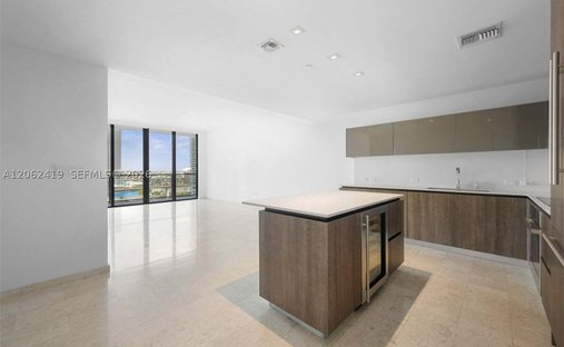 Condo in Hialeah, Florida, United States 1