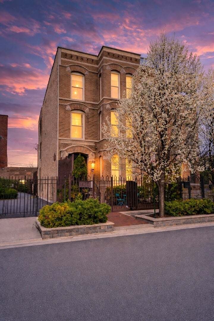 Chicago, Illinois, United States 2 - 18548784