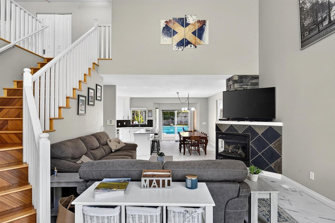 House in Kelowna, British Columbia, Canada 3 - 18550403