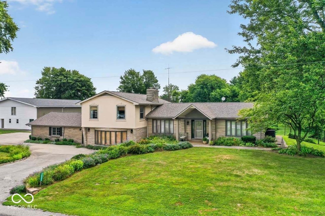 House in Arcadia, Indiana, United States 1 - 18551318