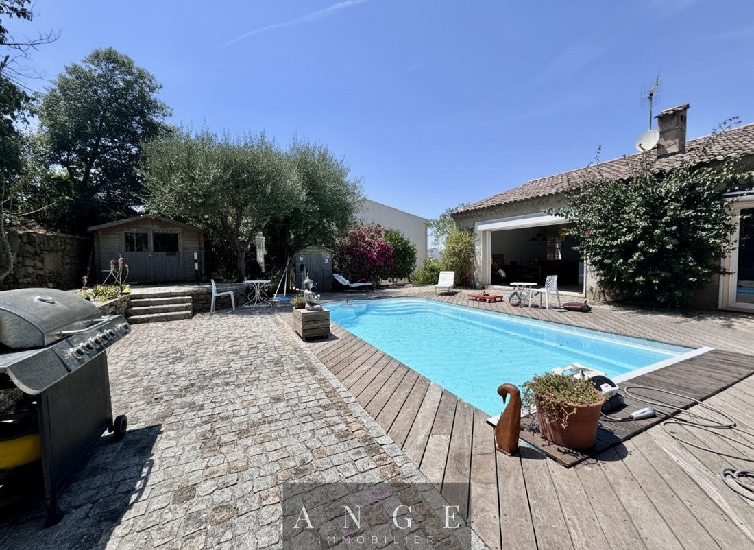 House in La Garde, Provence-Alpes-Côte d'Azur, France 2 - 18548473
