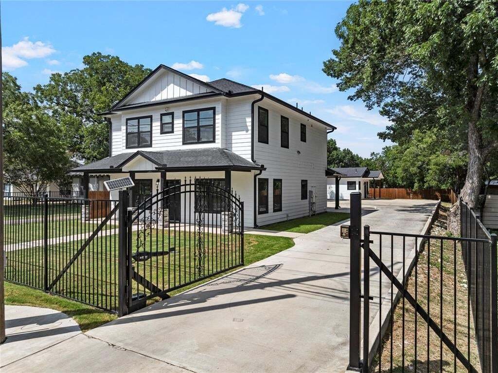 House in Waco, Texas, United States 4 - 18552792