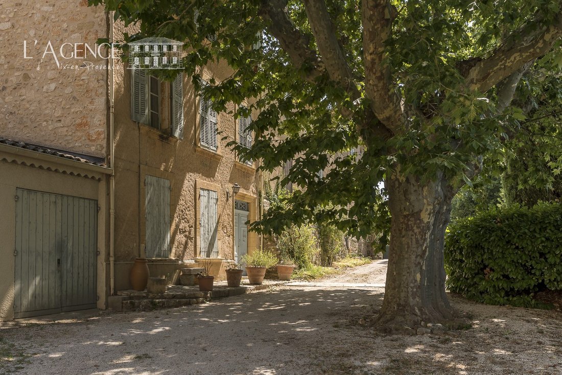 House in Plateau de Puyricard-La Trévaresse, Aix-en-Provence, France 2 - 16967620