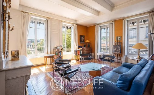Apartment in Perralière, Lyon, Auvergne-Rhône-Alpes 1