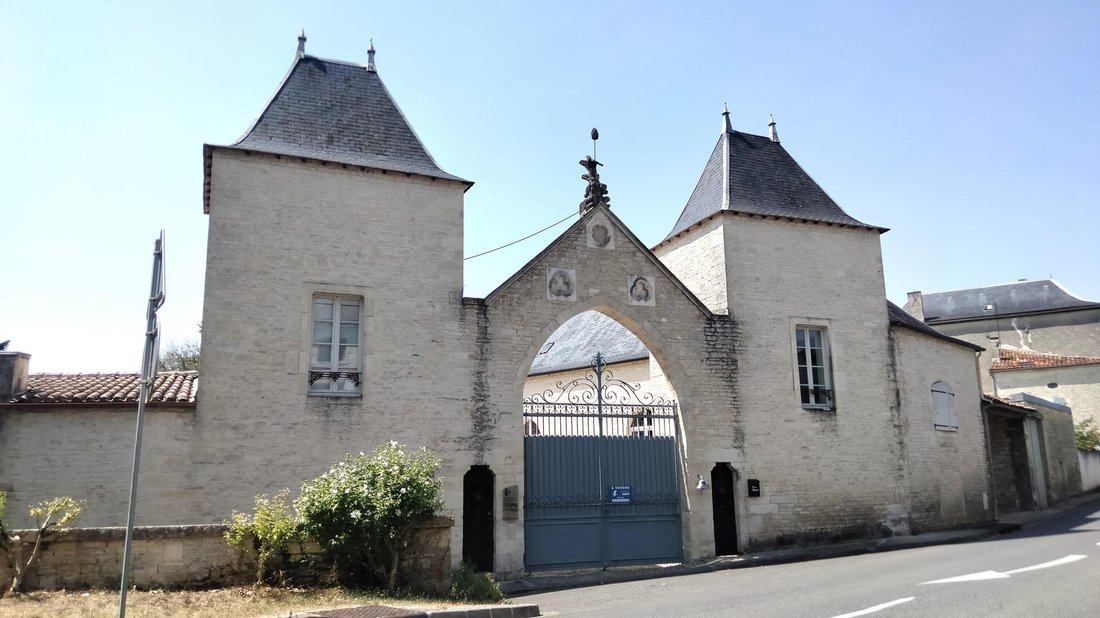 House in Tusson, Nouvelle-Aquitaine, France 2 - 18549433