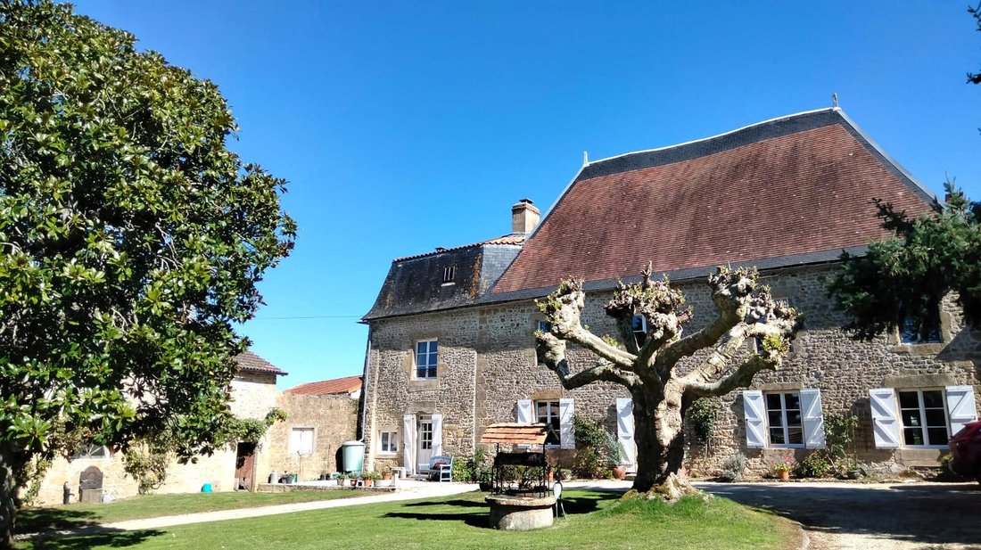 House in Pressac, Nouvelle-Aquitaine, France 1 - 18549287
