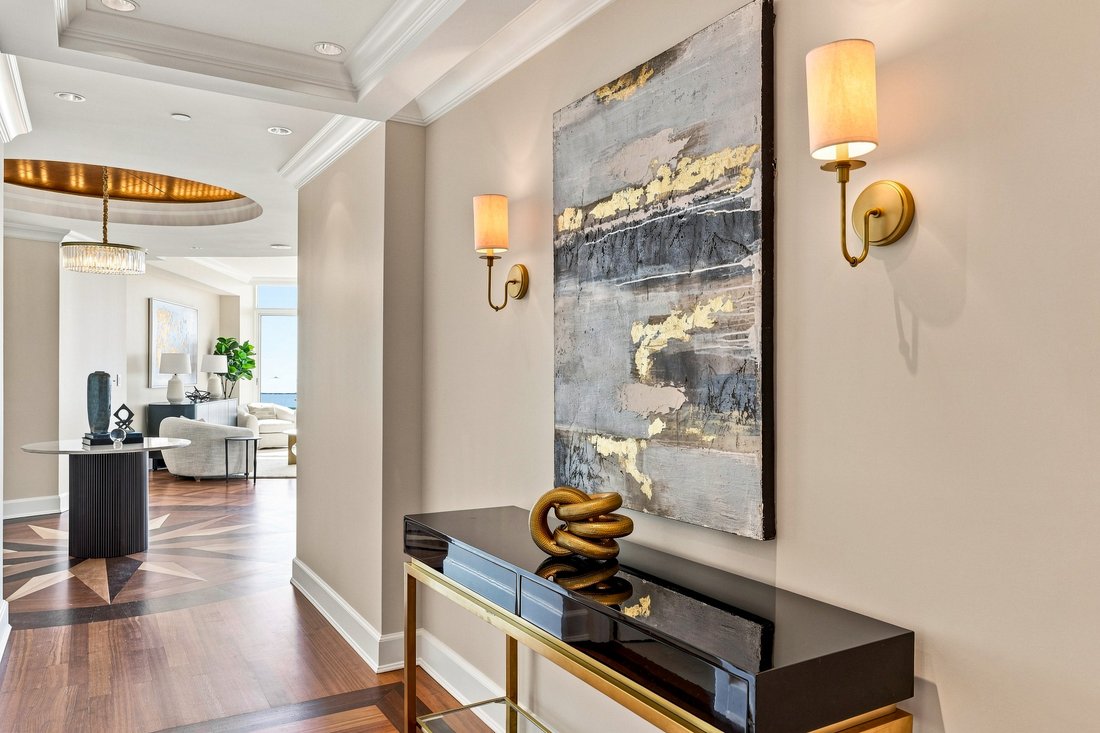 Condo in Milwaukee, Wisconsin, United States 3 - 18547103