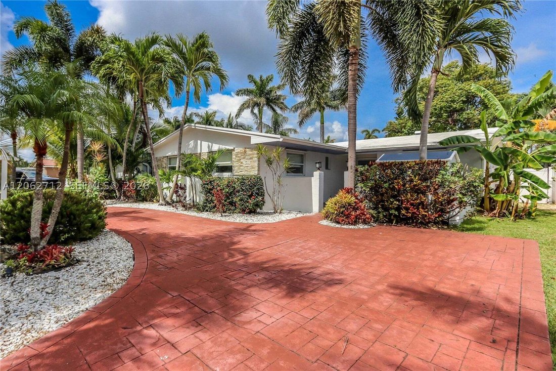 House in Hollywood, Florida, United States 1 - 18551902