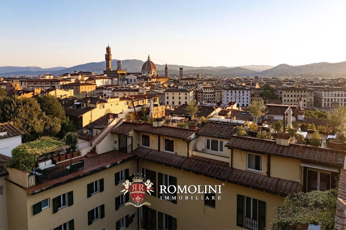 House in Center, Florence, Tuscany 2 - 17083139