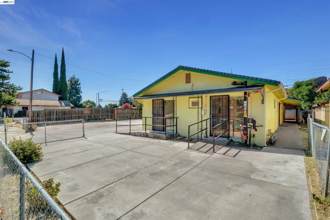Stockton, California, United States 2 - 18550454