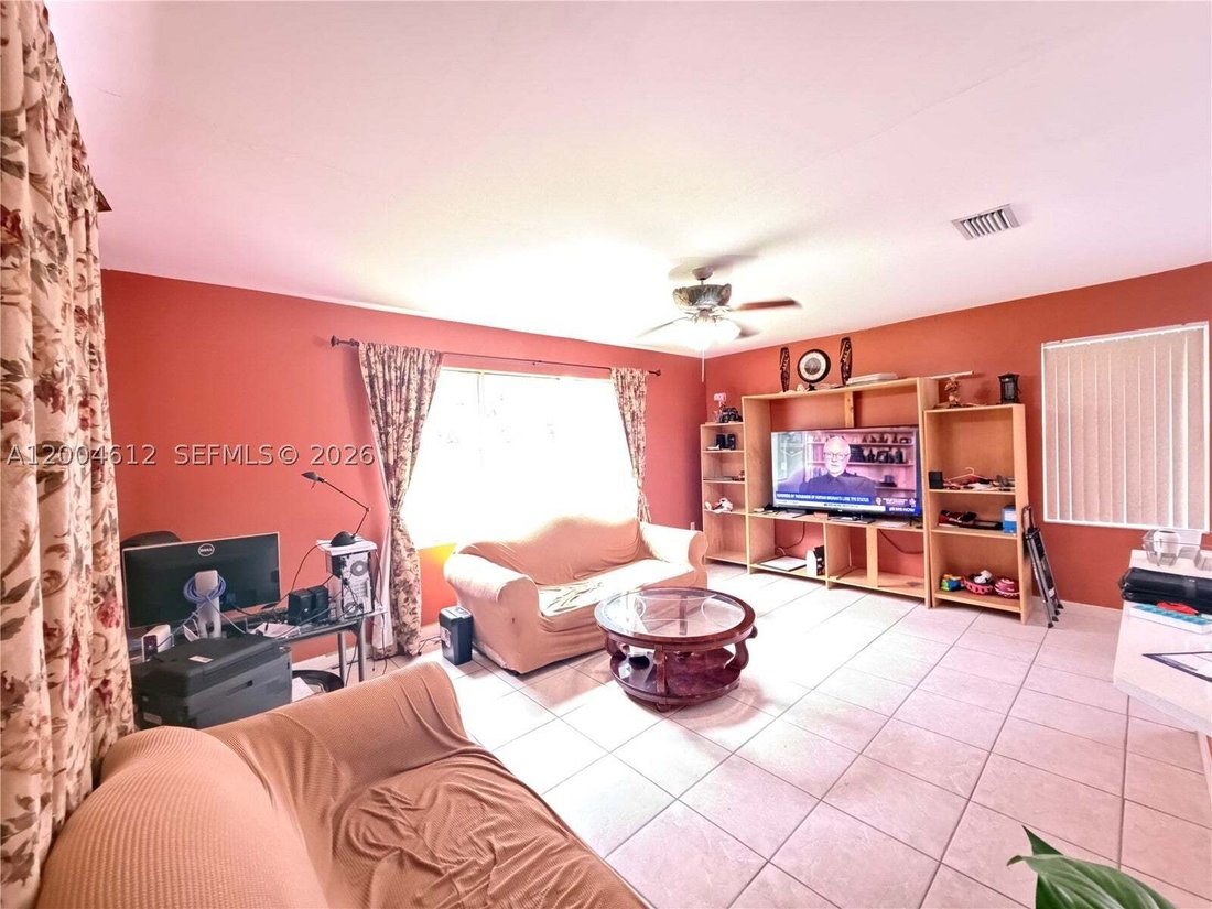 House in Miramar, Florida, United States 4 - 17830011