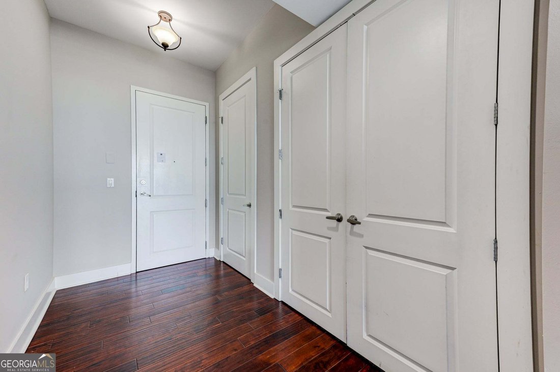 Condo in Dunwoody, Georgia, United States 2 - 18552450