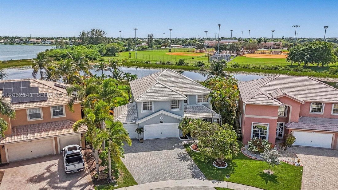 House in Miramar, Florida, United States 3 - 18548970