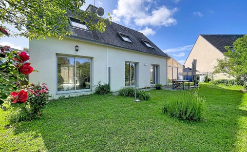 House in Centre Ville Sud Ouest, Plœmeur, France 1