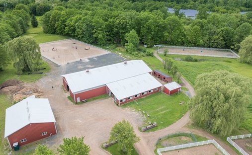 Land in Suffield, Connecticut, United States 1