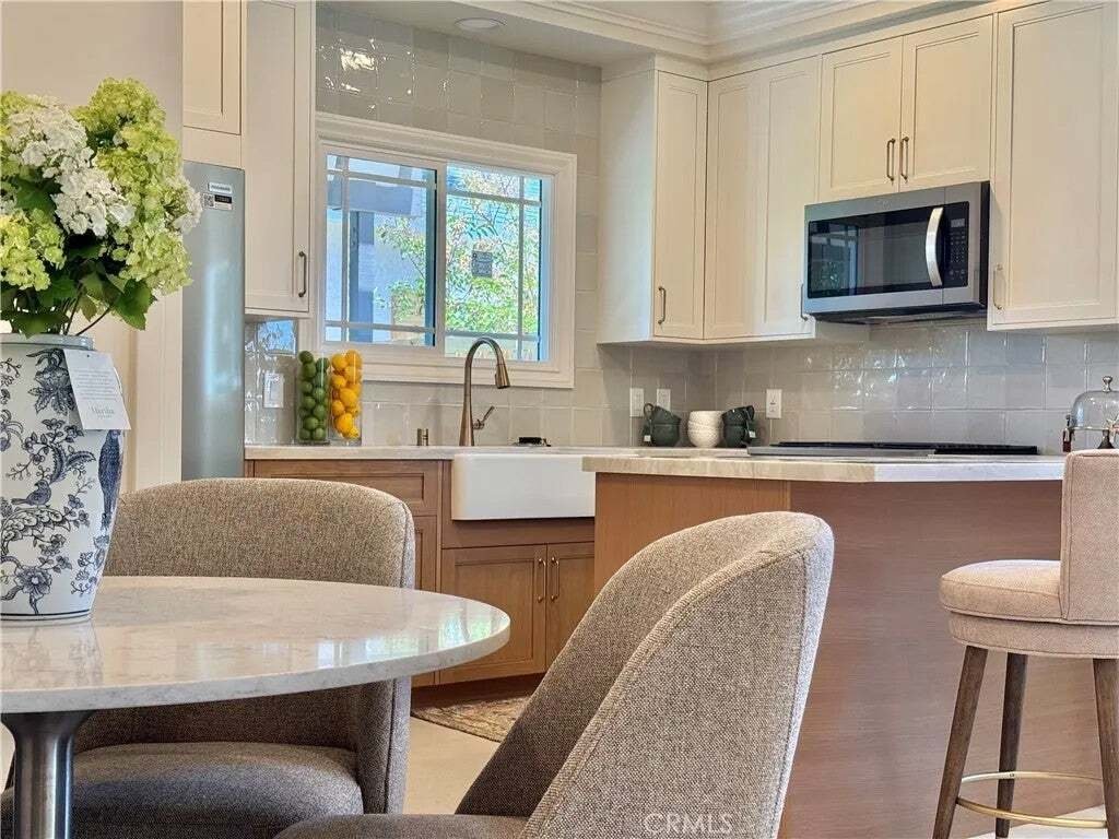 House in Signal Hill, California, United States 5 - 18497051