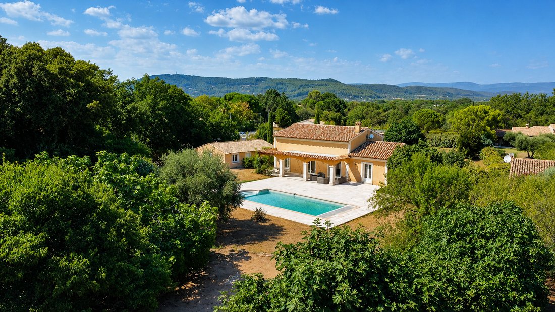 Villa in Partie Nord-Ferrieres-Cadenades-Rouviere, Le Muy, France 1 - 16286345