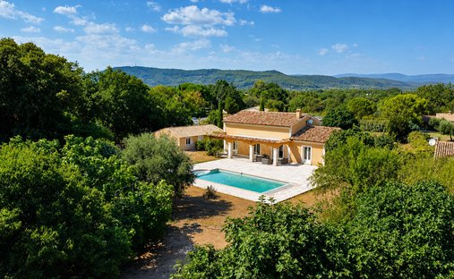 Villa in Partie Nord-Ferrieres-Cadenades-Rouviere, Le Muy, France 1