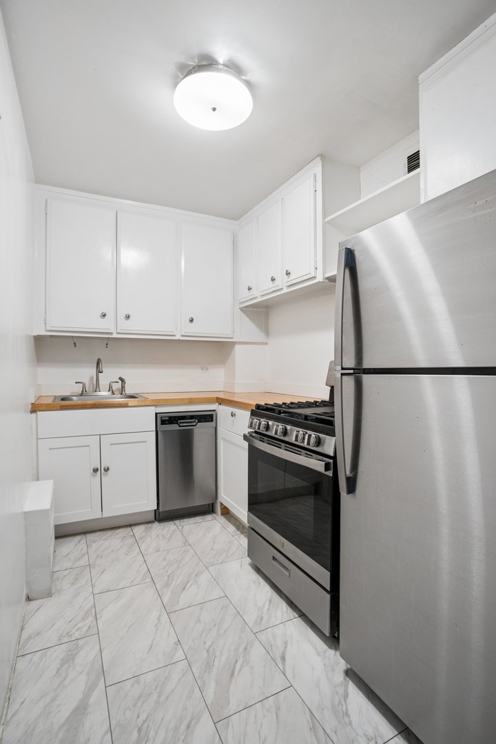 Co Op in New York, New York, United States 3 - 18553061