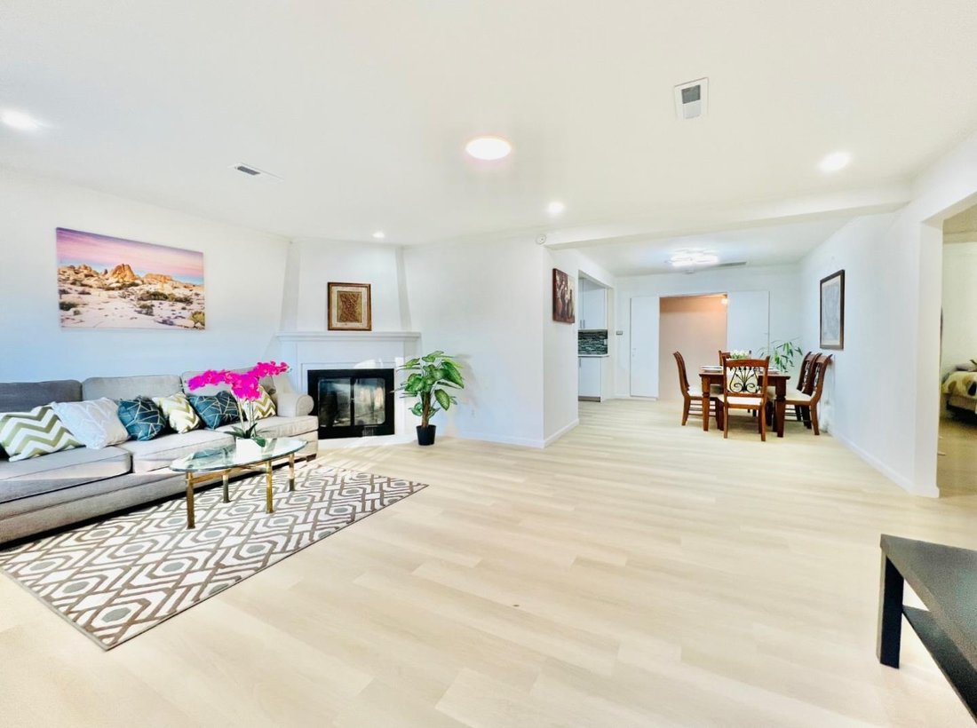 House in Redwood City, California, United States 3 - 18551689