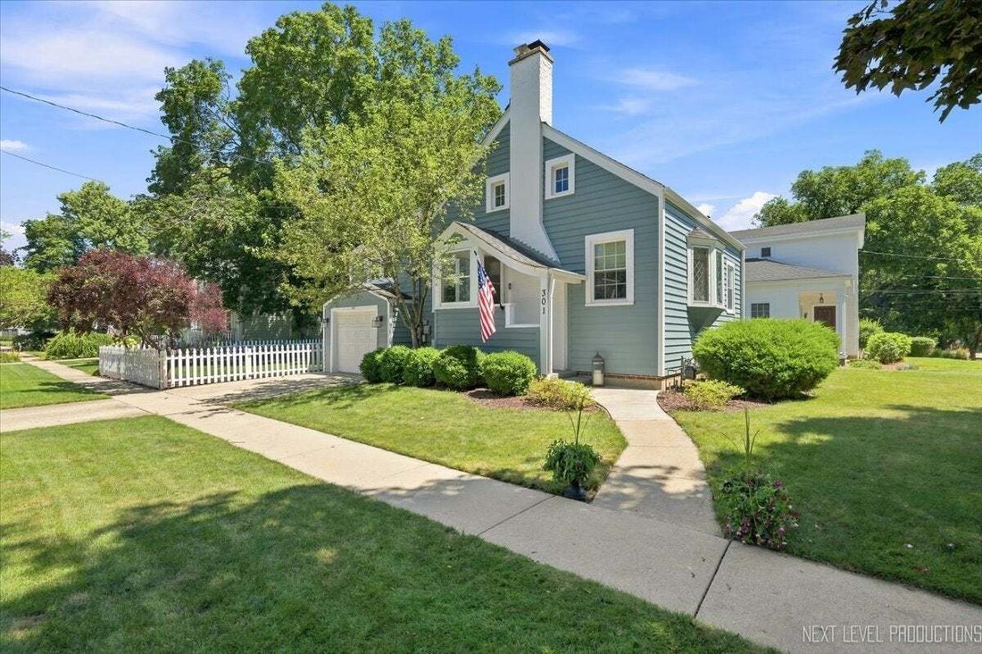 House in Geneva, Illinois, United States 2 - 18548783