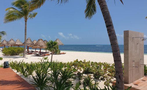 Apartment in Punta Sam, Quintana Roo, Mexico 1
