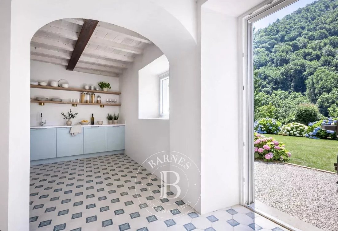 Apartment in Camaiore, Tuscany, Italy 5 - 18549388