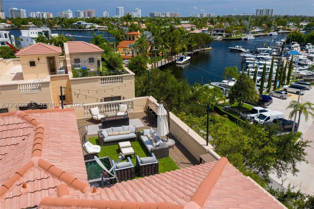 Townhouse in Hillsboro Beach, Florida, United States 1 - 18551952