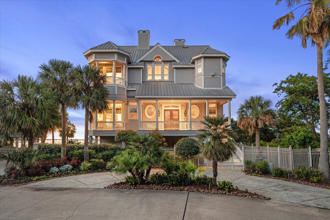 House in Galveston, Texas, United States 2 - 17751112
