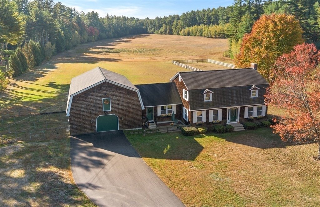 House in Dunstable, Massachusetts, United States 3 - 18242866
