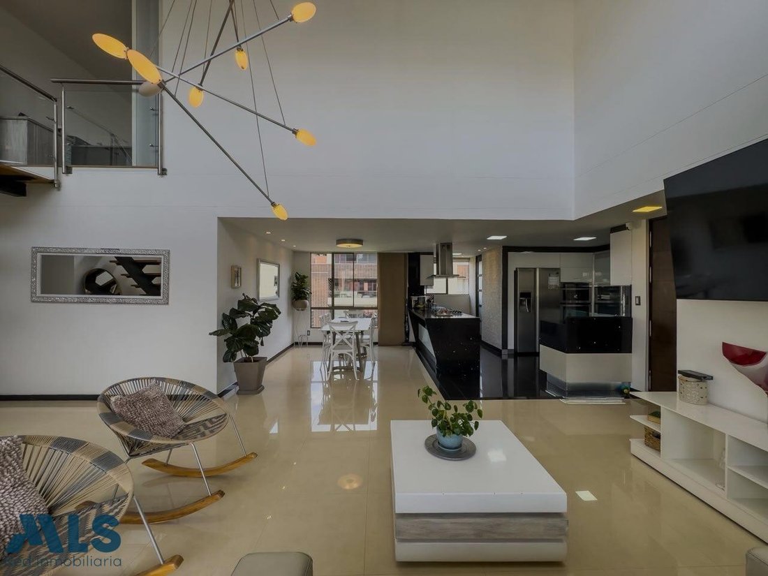 Apartment in Envigado, Antioquia, Colombia 3 - 18549056