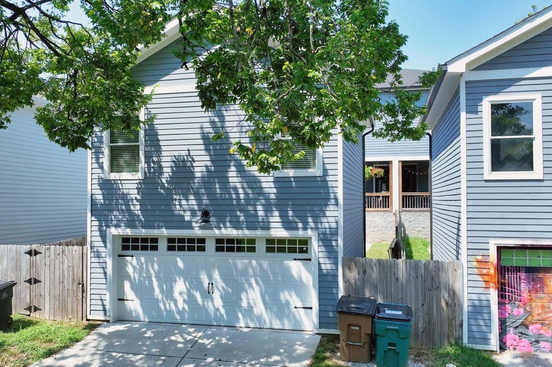 Co Op in Nashville, Tennessee, United States 3 - 18552099