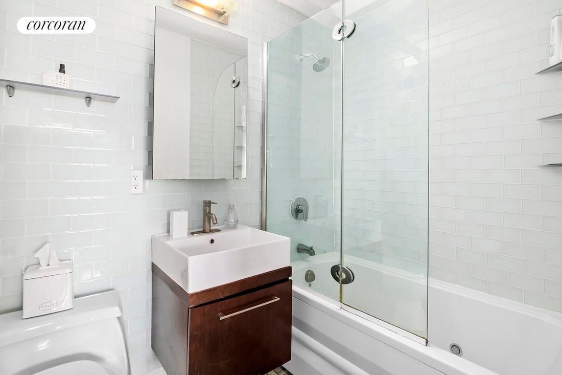 Condo in New York, New York, United States 4 - 18549419