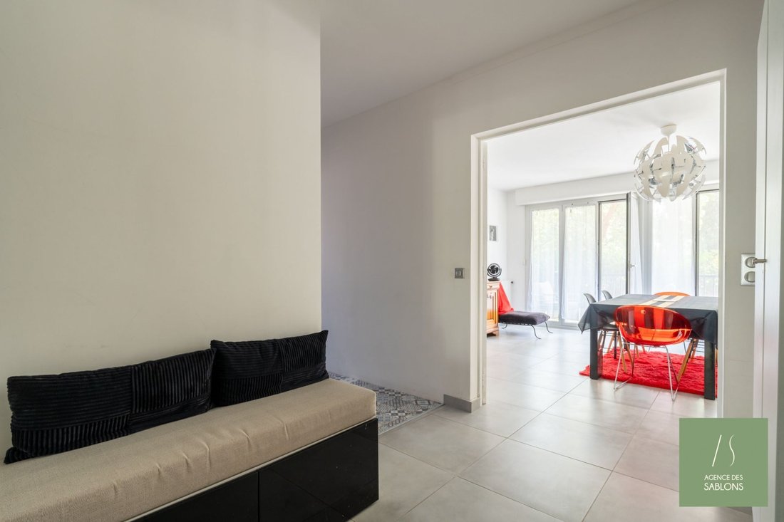 Apartment in Chatou, Ile-de-France, France 2 - 18548669