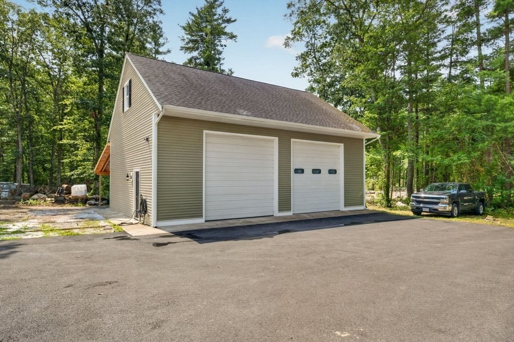 House in Middleborough, Massachusetts, United States 5 - 18548366