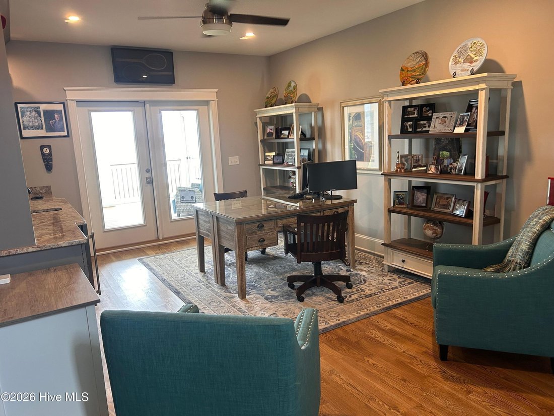 House in North Topsail Beach, North Carolina, United States 5 - 18478486