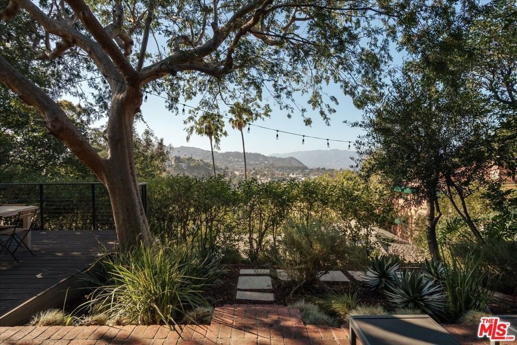 House in Los Angeles, California, United States 3 - 18551065