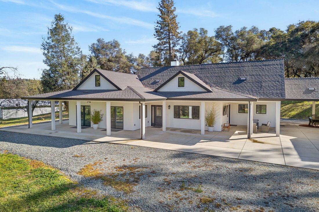 Somerset, California, United States 2 - 17395433