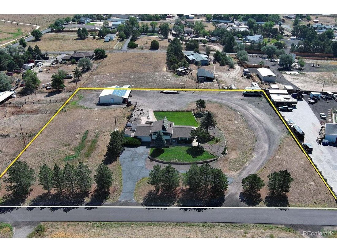 House in Aurora, Colorado, United States 1 - 18552022