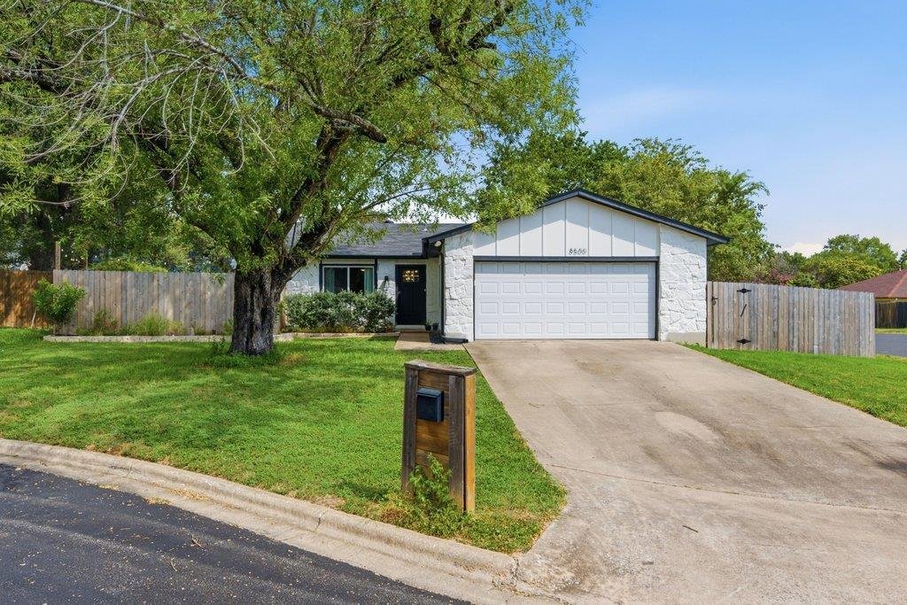House in Austin, Texas, United States 3 - 18551819