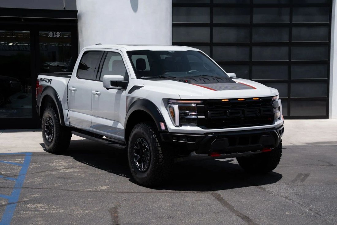 Pickup in Bloomington, CA, United States 4 - 18553642