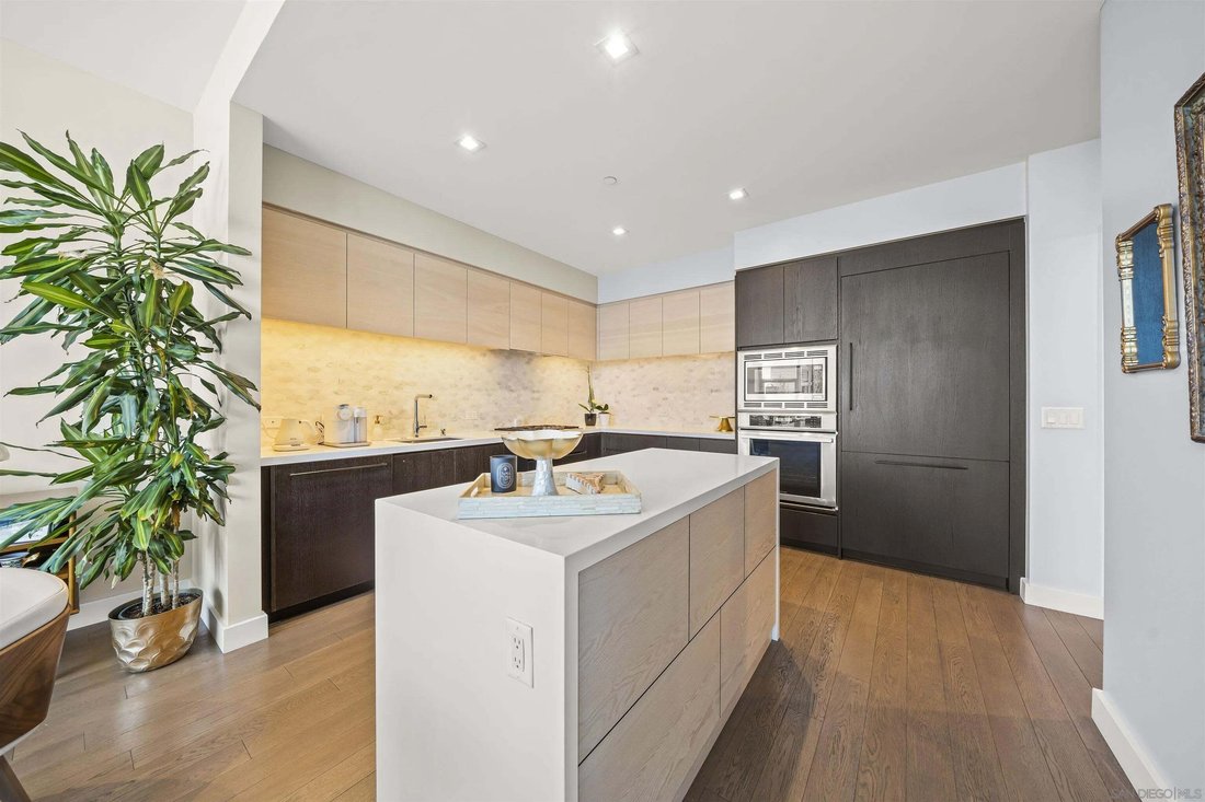 Condo in San Diego, California, United States 5 - 18548651
