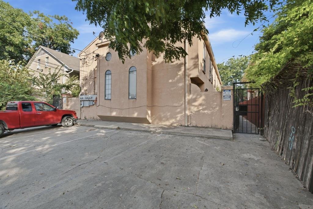 Dallas, Texas, United States 3 - 18543308