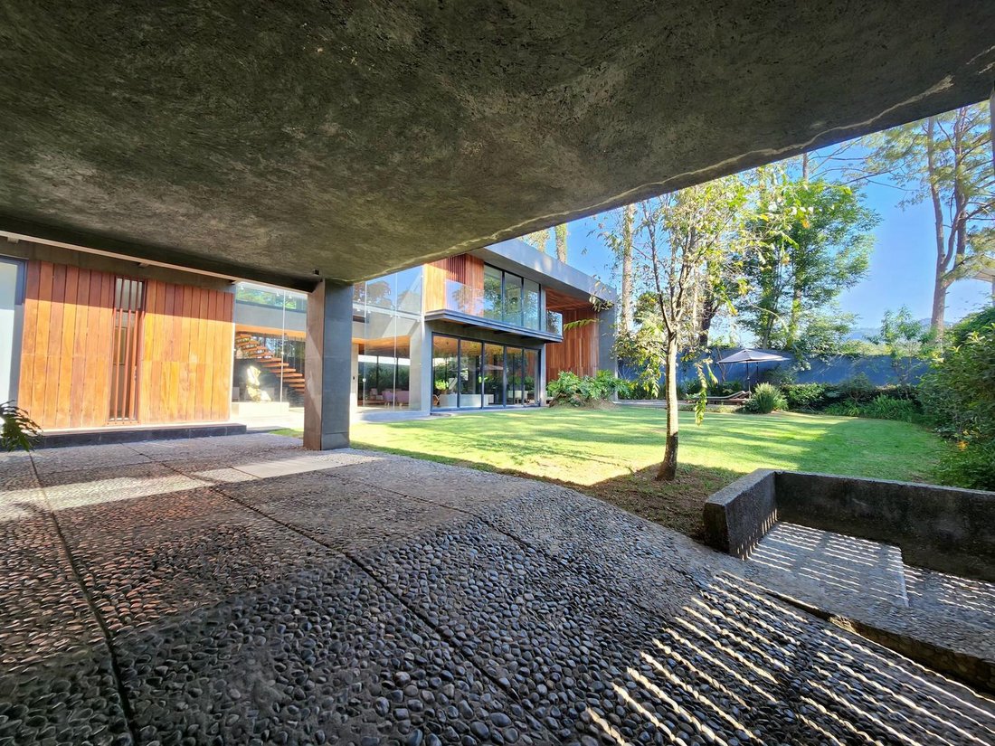House in Valle de Bravo, State of Mexico, Mexico 3 - 18550169