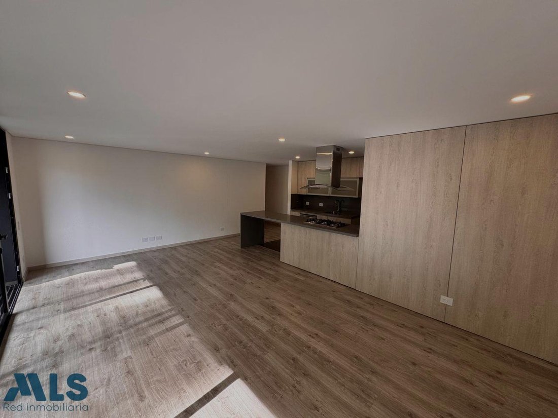 Apartment in Medellín, Antioquia, Colombia 3 - 18549054