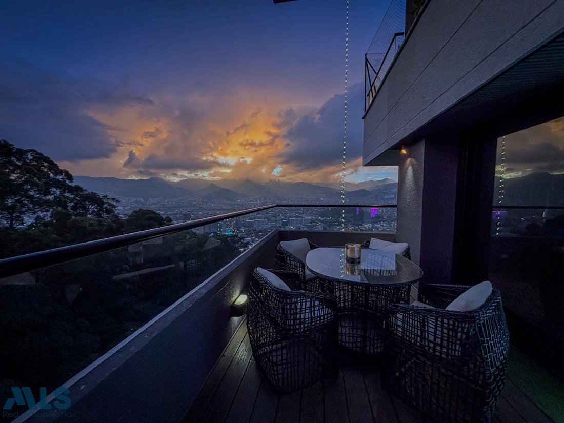 Apartment in Medellín, Antioquia, Colombia 1 - 18549071